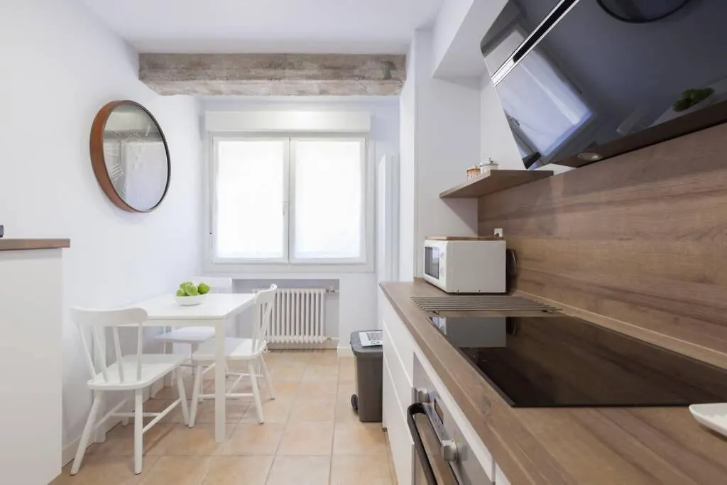 New Gorgeous Central Apartment - Beachfront - 3 Bd San Sebastián España